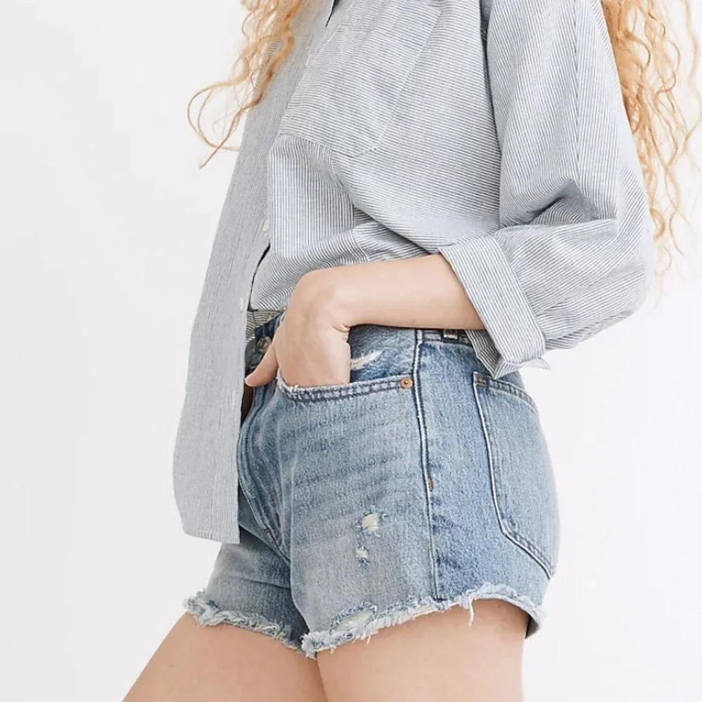 NWOT Madewell relaxed denim shorts renfield wash destructed edition